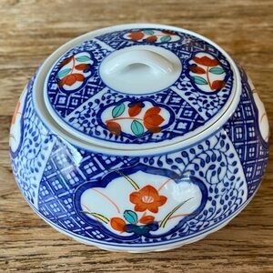 Vintage Japanese Porcelain Bowl with Lid – Japanese stamp on bottom “Tetsuzan”